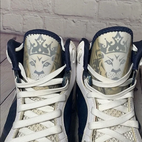 Nike lebron 8 V/2 Yankees Sneakers